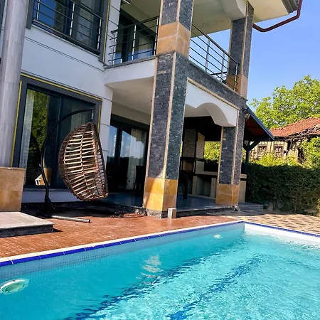 Villa Deva *