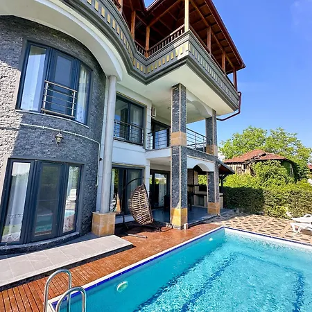 Villa Deva Eskiomerler